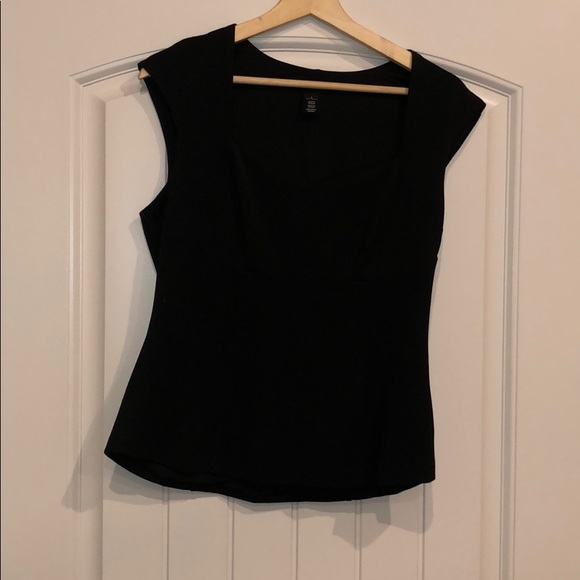 Top - Picture 2 of 3